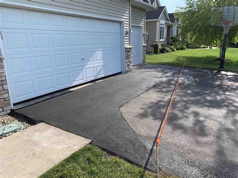 Driveway repair. Learn how to repair cracks up to 3/4 inch wide in your asphalt driveway with a pourable or tubed filler. Follow these simple steps to clean the surface, prep the filler, fill the … 