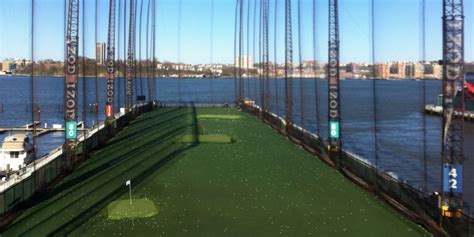 Driving range nyc. Skyway Golf Course. This is one of the lesser-known NYC area gems. Located in Jersey City, this 9-hole facility has breathtaking views of the city and top-notch course conditions. If you can't afford the membership to Liberty National, … 