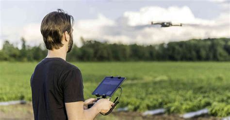 Drone business. January 7, 2020 by Blake Roberts. You may have heard someone say that now is the best time to start a drone business. Or maybe you just have a hunch. The growing … 