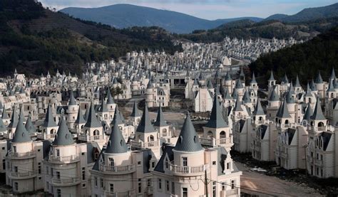 Drone footage reveals hundreds of abandoned Turkish chateaux at Burj Al Babas …