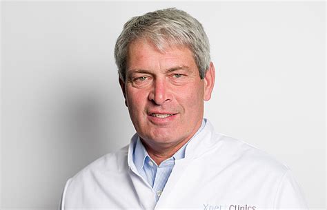 Drs. H.J. Kooijman - Orthopedisch Chirurg - KneeClinic