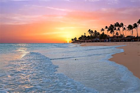 Druif Beach Sunset - Oranjestad, Aruba #aruba #orajestadaruba #drui