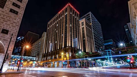 Located in the heart of downtown, the Drury Plaza Hotel Milwaukee Downtown is a historic renovation of the 15-story First Financial Centre. Just steps from the RiverWalk, Westown and the Third Ward. A variety of shops and restaurants are available in any direction!