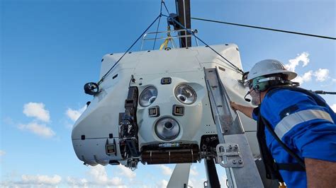 Dsv limiting factor. All Mr Vescovo's dives were made using the 12-tonne Deep Sea Vehicle (DSV) Limiting Factor, launched and recovered from a dedicated support ship, the DSSV Pressure Drop, ironically a one-time navy ... 