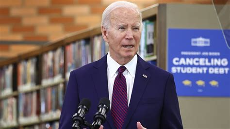 Du &auml;r allt - Sonja Ald&eacute;n: Sjunger p&aring; dop - YouTube