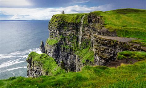 Dublin to cliffs of moher. Experience. Highlights. Take in stunning views from the Cliffs of Moher. Marvel at the unique landscape of the Burren. Visit Bunratty Castle and Folk Village. Full description. Check in at Dublin Heuston Station at 6:40 AM to take the InterCity train service to Limerick. Upon arrival, join your coach bus and have a short tour of the … 