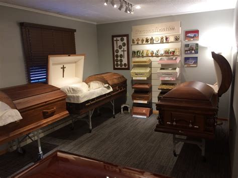 Dubore funeral. DuBore Funeral Home, Warren, Minnesota. 1,013 likes · 189 talking about this · 35 were here. We are a family owned and operated funeral home that is committed … 