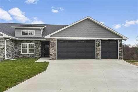 199 Dubuque IA Homes for Sale. Sort. $264,900. 3 Beds. 3 Baths. 1,823 Sq Ft. 4030 Peru Rd, Dubuque, IA 52001. Do not miss this fantastic newer build (2004) 3 Bedroom 3 Full bath Home with many updates, a master suite, large yard, attached 2car garage, main floor laundry, extended driveway, composite deck, etc!. 
