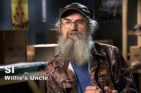 Asa Hawks April 16, 2015 Duck Dynasty, Si Robertson Duck Dynasty 's Uncle Si Robertson is undoubtedly one of the most iconic and charismatic stars to ever emerge from the world of reality ...