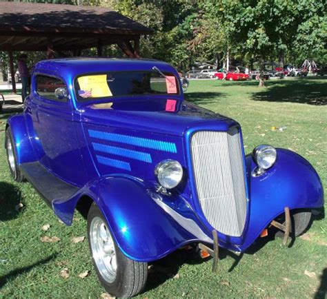 Ducktails car show 2023. If you’re in the market for an old car, you may be looking for ways to find the best deals available near you. One of the most traditional yet effective ways to find old cars for s... 