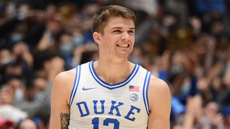 Apr 3, 2024 · NEWS: Duke center Christian Reeves plans to enter the transfer portal, he tells @On3sports. The 7-1 sophomore redshirted this season. Will have three years of eligibility remaining. . 