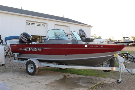 duluth for sale "crestliner boat" - craigslist ... the page. craigslist For Sale "crestliner boat" in Duluth / Superior. ... jon boat with new Honda 9.9 and trailer .... 
