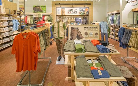 2 Duluth Trading Company reviews in Omaha, NE.