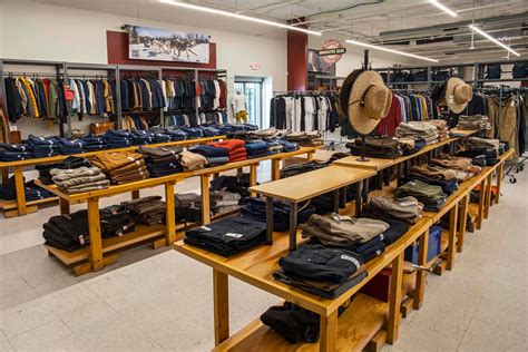Duluth trading outlet locations. Step into any Duluth Trading store, and you're in for a treat. Our stores are like no other, and each one is different than all the rest. ... Belleville, WI Outlet ... 