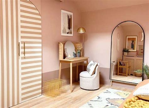 Dunelm cannot keep this sleek statement mirror in stock YOU Magazine
