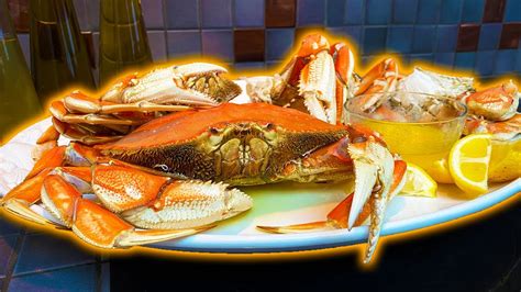 Dungeness Crab BOIL, Crab Fishing CATCH N