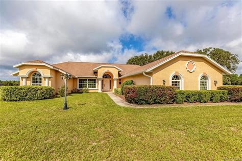 Dunnellon fl homes for sale. LPT REALTY. (947) 217-7871. $315,000. 3 Beds. 2 Baths. 1,984 Sq Ft. 10481 SE 126th Terrace, Dunnellon, FL 34431. Welcome to your dream home at 10481 Southeast 126th Terrace, a serene and spacious manufactured house nestled on a generous 2 acre plot that promises both privacy and peace. 