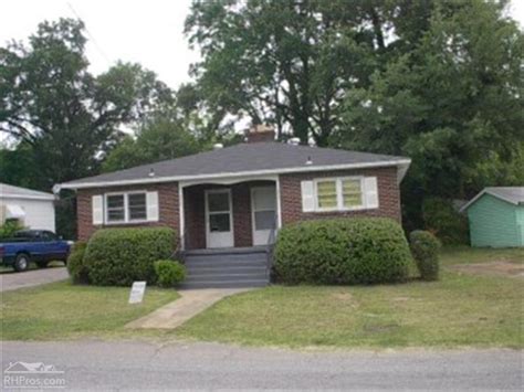Duplex for rent albany ga. Search 67 Single Family Homes For Rent in Albany, Georgia. Explore rentals by neighborhoods, schools, local guides and more on Trulia! ... Albany, GA 31705. Check ... 