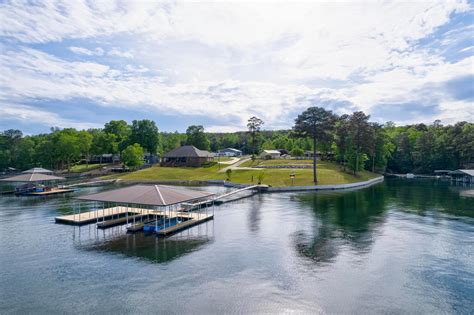 Duskin Point Marina - Jasper - Alabama.Travel