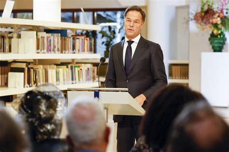 Dutch PM Rutte faces no confidence vote after collapse of government