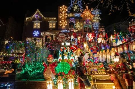 Dyker heights christmas lights 2023. Brooklyn. $$$$ Perfect For: Casual Weeknight Dinner Lunch Literally Everyone. Earn 3x points with your sapphire card. The theme of any visit to Dyker Heights during the holiday season is “things that are extra,” and Krispy Pizza is appropriately on brand. You might have seen this pizza shop, which also has … 