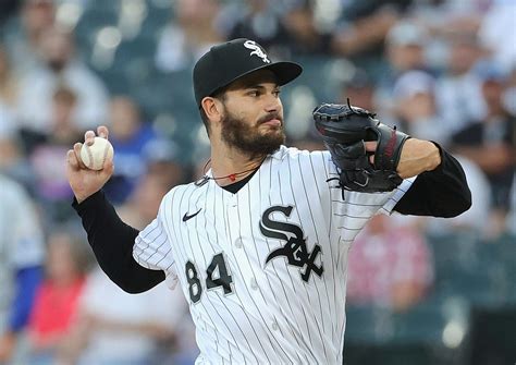 Dylan Cease shines as the Chicago White Sox beat the Kansas City Royals 6-2 in Game 1 of a doubleheader