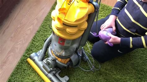 Let's get your machine working. Dyson Small Ball Multi Floor vacuum. Cleaning the bin and cyclone · Cleaning the bin and cyclone · Issue resolved .... 