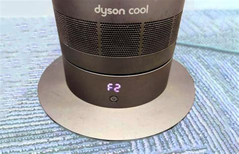 Flashing f on cheap dyson air purifier