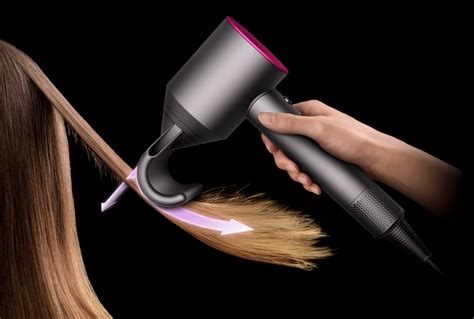 Dyson flyaway attachment. Dyson Supersonic™ hair dryer Flyaway attachment; Styling concentrator ; Diffuser ; Gentle air attachment Wide-tooth comb * Based on annual awards for hair dryers by top 20 publications in GB from January 2021 to April 2023. ** For use on dry and straight[ened] hair. 