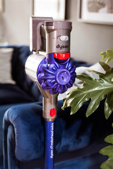 Dyson v7 fluffy. Things To Know About Dyson v7 fluffy. 