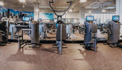 EōS Fitness certified Personal Trainers in Riverview will help you