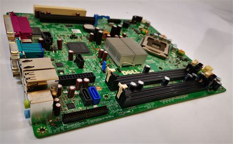 E93839 motherboard specs. Specifications for the Memphis-S motherboard. Maximum memory shown reflects the capability of the hardware and can be limited further in the operating system. 