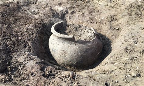 Earliest evidence for pottery making found - Nature - wintechmobiles.com
