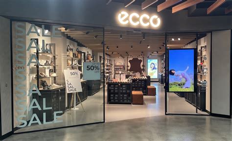 ECCO DFO South Wharf opening hours