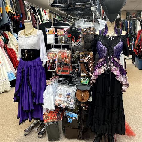Echoes of Time Costumes - coolestguyplanet.net