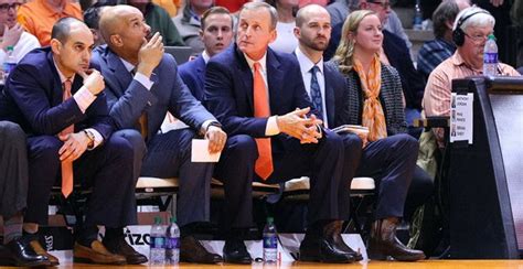 ECU expected to hire Tennessee basketball assistant as coach