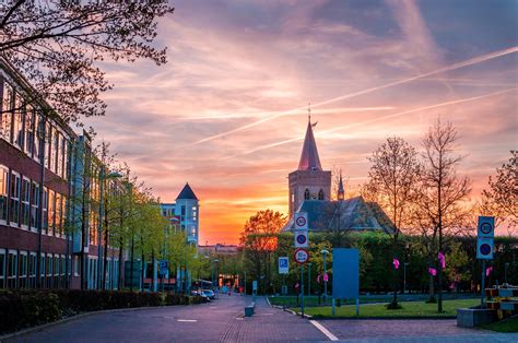 Ede | PDF | Southeast Asia - wintechmobiles.com