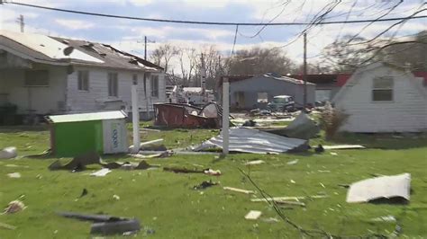 EF-1 tornado confirmed in Salem, IL; dozens of homes damaged
