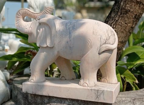 Elephant Stone Statue - Etsy - muktibox.com