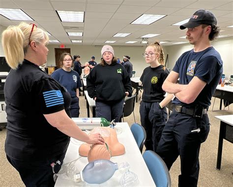 EMT Refresher Emergency Medicine SUNY Upstate Medical …