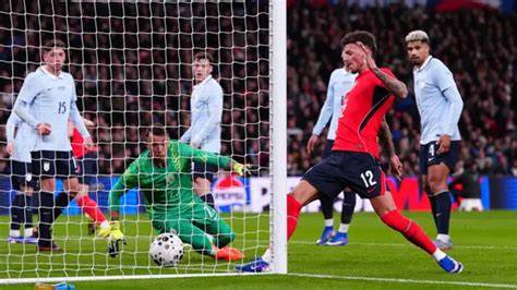 England 1-1 Uruguay: Ben White scores and concedes late penalty as ... - raincitystudios.com