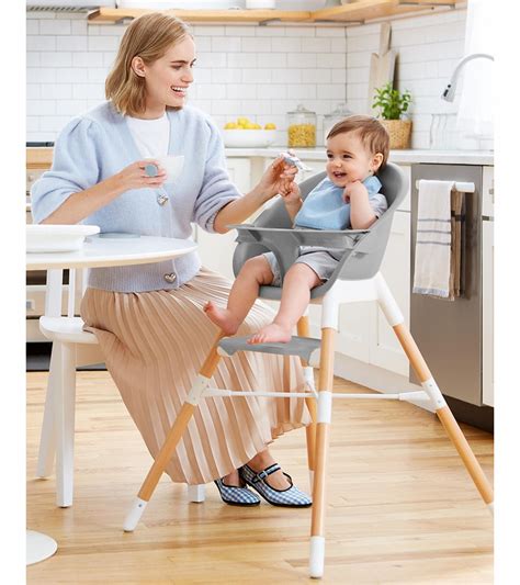 EON 4-in-1 High Chair - Grey/white - Skip Hop