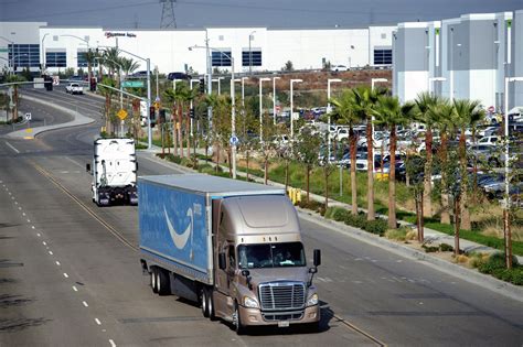 EPA approves California’s rules phasing out diesel trucks