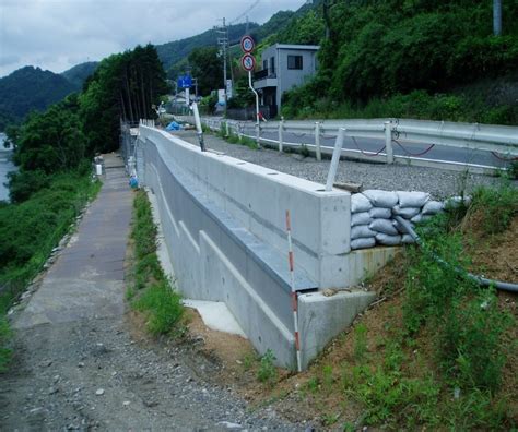 EPS工法 堤防道路の拡幅事例｜EPS工法 堤防道路の …