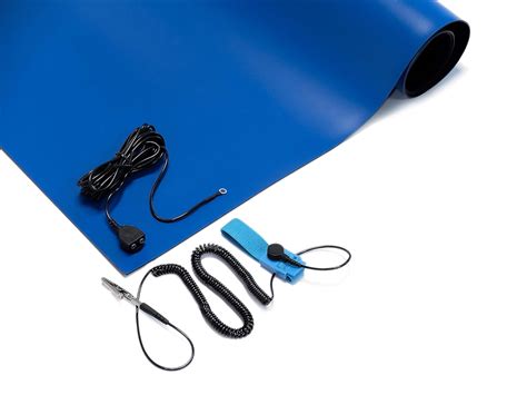 ESD Compliant Mat 16"x24"x.060", Wrist Strap Set, Ground Cord - wintechmobiles.com