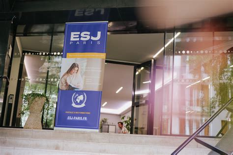 esj - raincitystudios.com