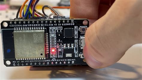 ESP32: Blink the LED (ESP32 + Arduino series) - YouTube