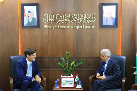 EU to discuss leading education of three thousand Palestinian cops for Strip