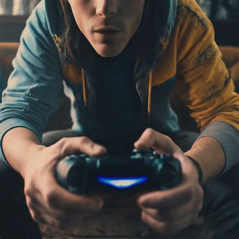 Exploring Cinematic Storytelling and Video Gaming - muktibox.com