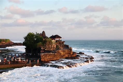 Exploring Tanah Lot Local Legends - Seminyak Bali Guide: Beaches ... - wintechmobiles.com
